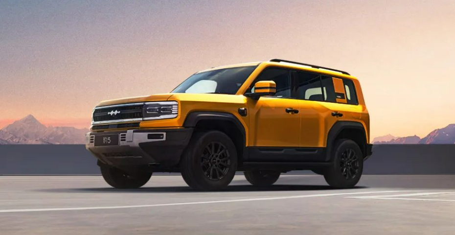 联想首次公布大模型战略：聚焦企业专属的私有化大模型市场